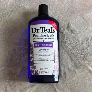 Dr Teal's Lavender Foaming Bath - Purple